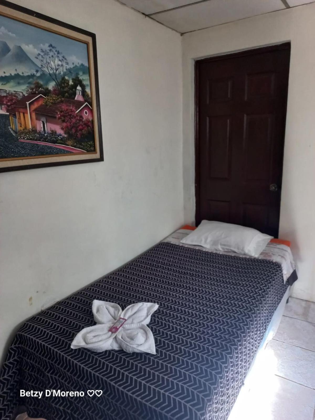 Huellas Hostal Antigua Quarto foto